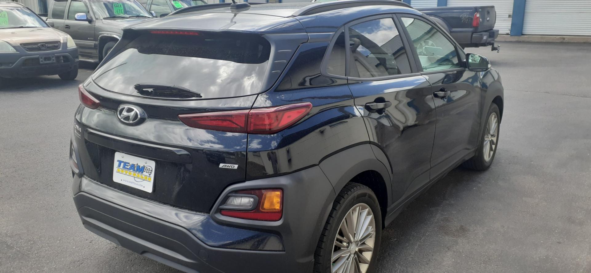 2018 Hyundai Kona (KM8K2CAA1JU) with an 2.0 engine, Automatic transmission, located at 2015 Cambell Street, Rapid City, SD, 57701, (605) 342-8326, 44.066433, -103.191772 - CARFAX AVAILABLE - Photo#3